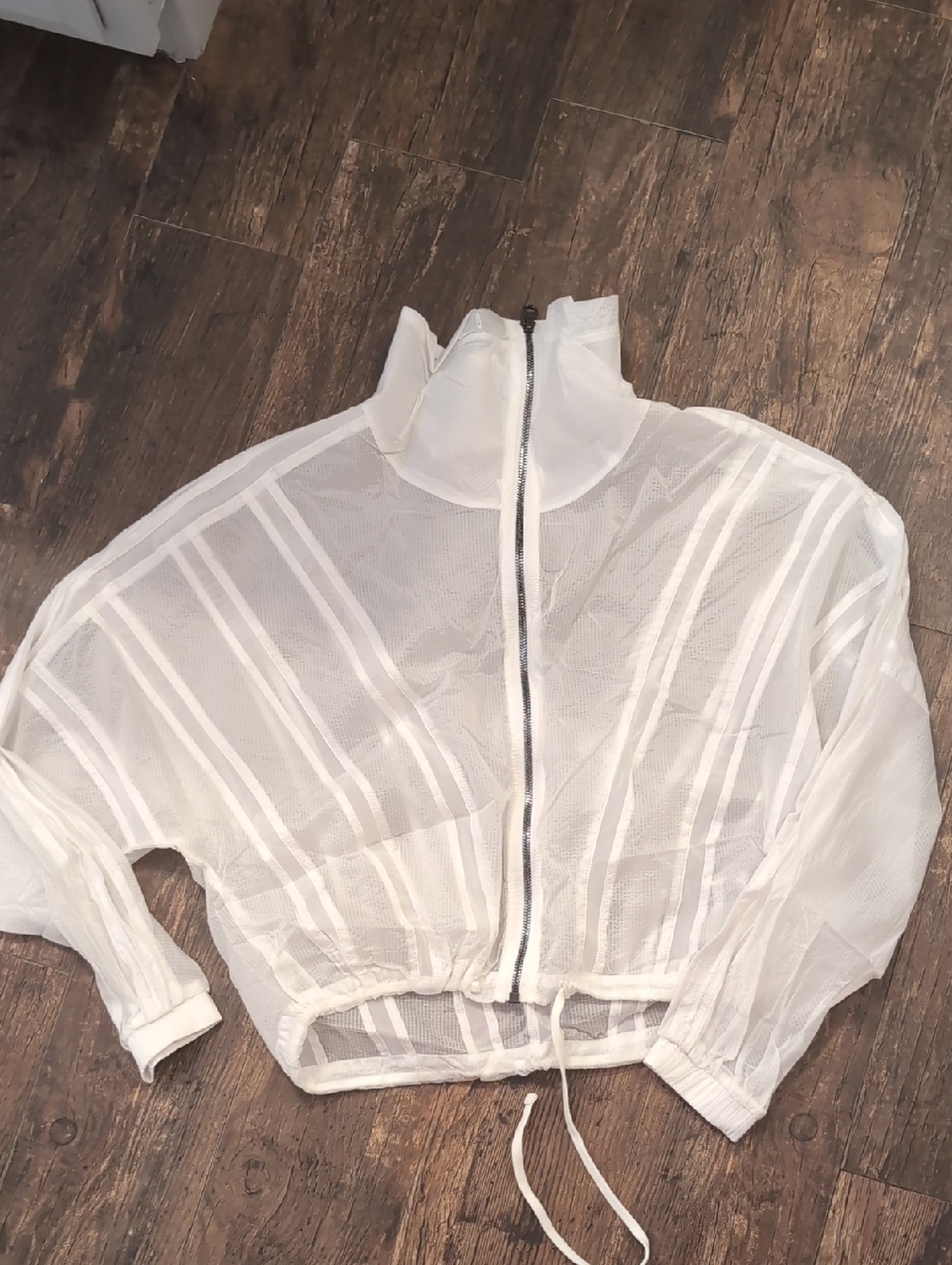 Alo sheer windbreaker